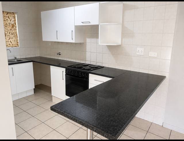 2 BEDROOM TOWNHOUSE FOR SALE IN EDEN GLEN